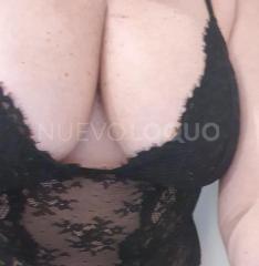 RUBIA DELICIOSAMENTE SEXY MORBOSA JUGUETONA.  HS.