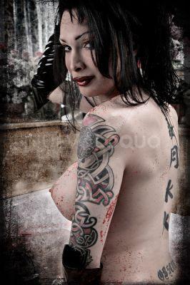  TRAVESTI CRYSTAL MULDER