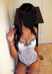 hola soy tania una morenaza peruana!!estoy en reus centro en mi piso !