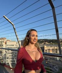 BRASILEÑA....ELEGANTE BONITA ..
