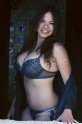 ADRIANA LA REINA DEL     Y BEBIDO ,   ALUSINATE. A TODO  SI 