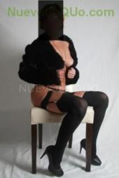 ANA UNA ATRACTIVA MUJER MADURA