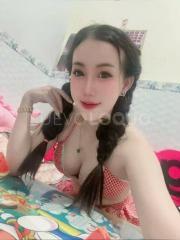 NUEVA CHICA ASIATICA RECIEN LLEGADA