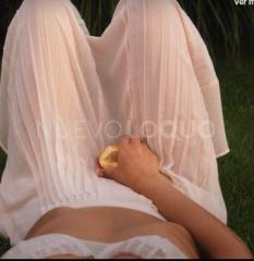 .........  a MIS MANOS SON ORO , mi un lujo, soy discret.