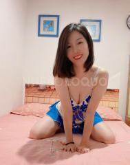 ORIENTALES CHICAChina. EN BARCELONA CENTRO