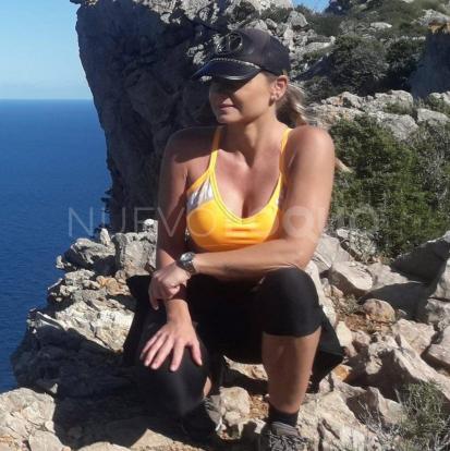  Mallorquina madurita masajista titulada