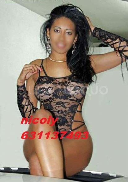  **... SUPER MORENAZA .. tu mejor amante