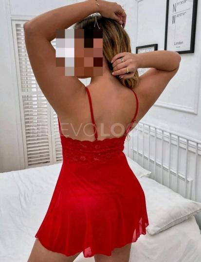  LOLA colombiana La diosa del masaje