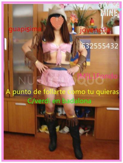  asiatica chica 温柔 y 甜蜜 en badalona del fondo