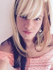 NOVEDAD TS jovencita caliente