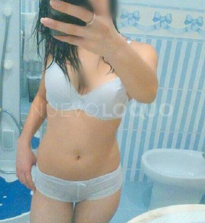  COLOMBIANA  AÑITOS RECIEN INICIADA EN PARLA GUAPISIMA