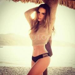 MODELO INTERNACIONAL DE   ESTER acompañante ELEGANTE