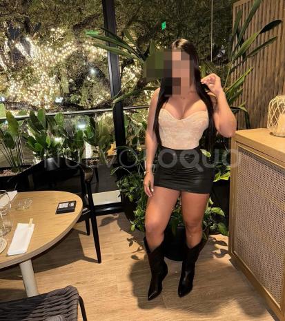  SUPER GUAPA Y MUY CALIENTE