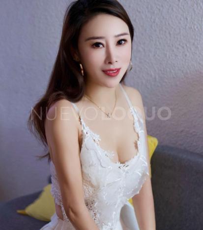  ORIENTAL Maria CHICA CHINA JOVEN Y GUAPA Asiatica masajista EN BARCELONA