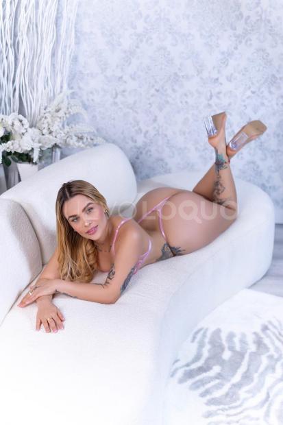  RUBIA COLOMBIANA ESPECTACULAR