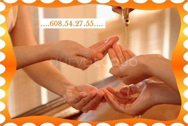  Masaje Profesional a  manos con dos amigas maduritas.rosas.rosas.rosas.Apartamento Nuevo