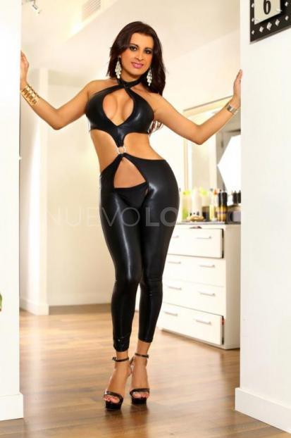  Tatiana una bella y sexi trans 