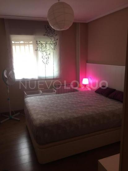  Alquilo Habitación con Baño dentro à Chica acompañante Discreta