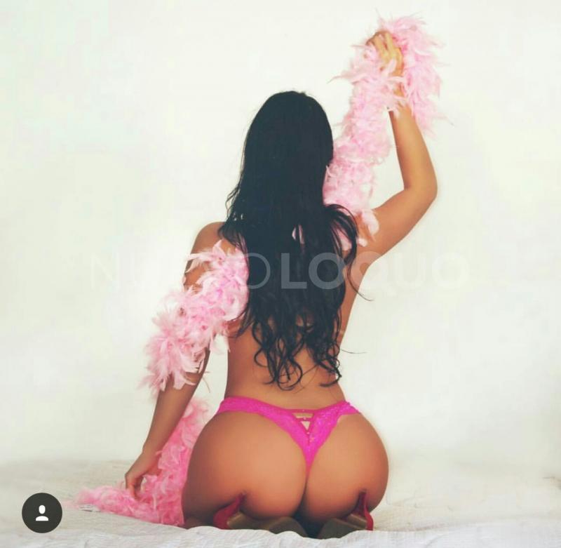  Sofia acompañante latina