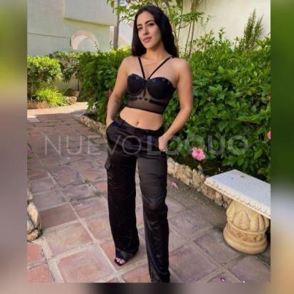  VALERIA abanico de Masajes para ti habló español e ingles