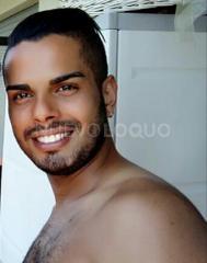 Machote Brasileño! Guapo y Caliente!