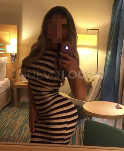  Bella y sensual mórbosa sara una española con curvas!!