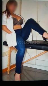 Marisol soy nueva en Terrassa soy una mujer completa una hora  rosas brasileña caliente