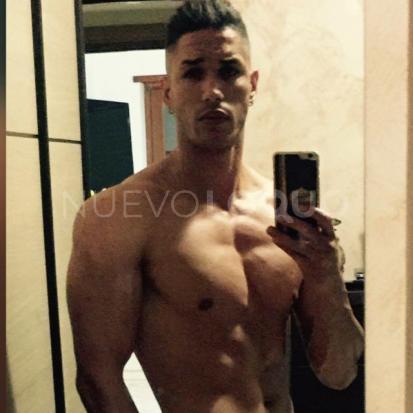  Por. Pocos. Dias. Chico. Latino. Machote