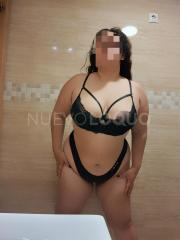 Señotita besucona cariñosa culona XXL