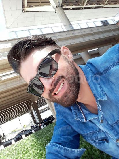  Hombre caliente, guapo y discreto