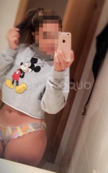  SEXY IMPLICADA Y CARIÑOSA