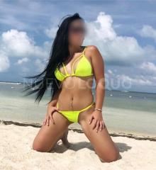 Latina  Muñequita Salvaje