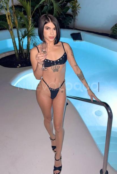  HOT WOMAN TO ACCOMPANY YOU