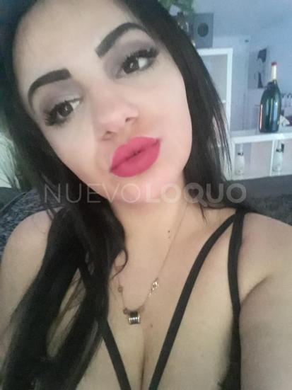  Chica   en terrassa