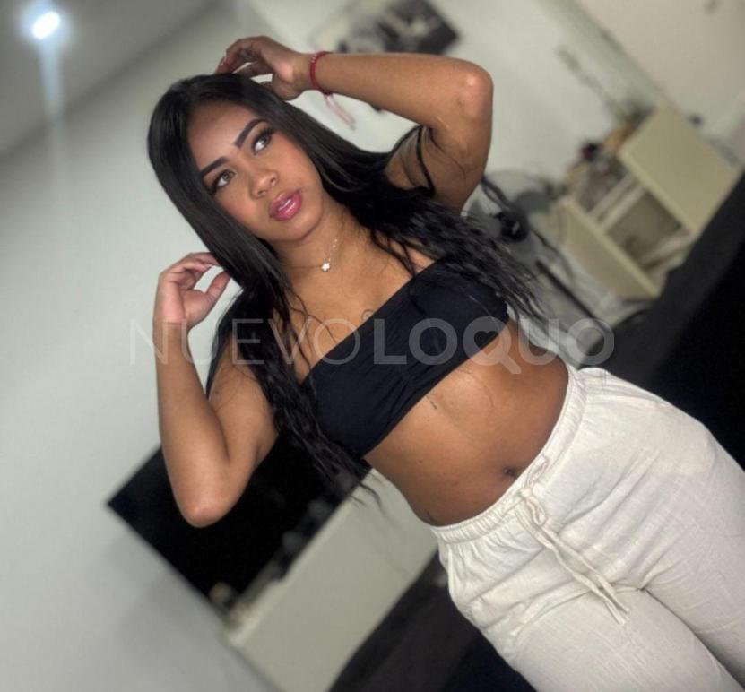  Atrevida muy cariñosa atractiva