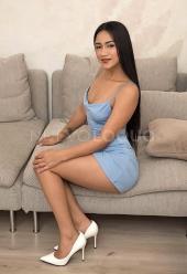 Latina Sensual y Femenina – Fotos Reales