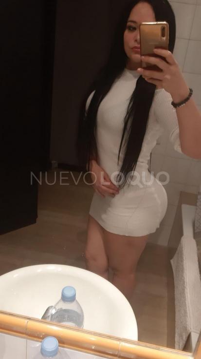   rosas HORA   INCLUIDO. acompañante JOVENCITA Y MUY ELEGANTE
