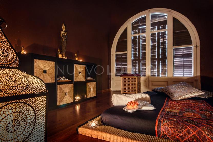  Royal Erotic Massage Barcelona - Address: Carrer de Muntaner, ,  Barcelona