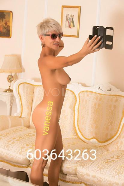   amiguitas muy s y complacientes.fotos reales y discrecion al maximo