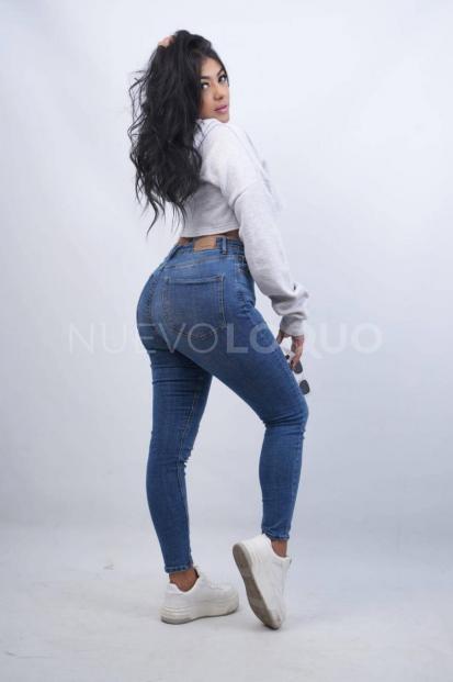  ORIANA  AÑOS 