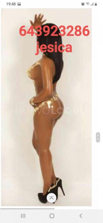  Morenaza caliente latina