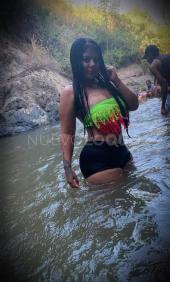 CAMILA COLOMBIANA Y PIEL CANELA
