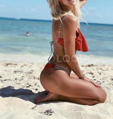 MUJERCITA LATINA CON SANGRE CALIENTE...