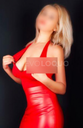 Emily rusa rubia delgada cuerpo perfecto inolvidable