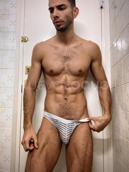  Soy Enrique estudiante Dulce colombiano  ańos  NOVETAT 
