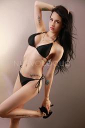 JENNY  H. TRUE PICS %