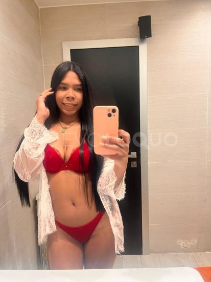  latina cariñosa