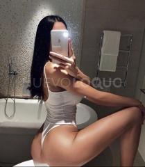 AUTÉNTICO BOMBON LATINO!! FOGOSA Y JUGUETONA