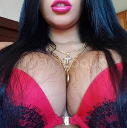  Joven latina guapa con ganas de  súper implicada tú amante perfecta