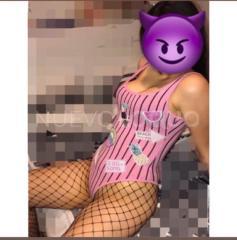 Universitaria morenaza con pelazo de Leona